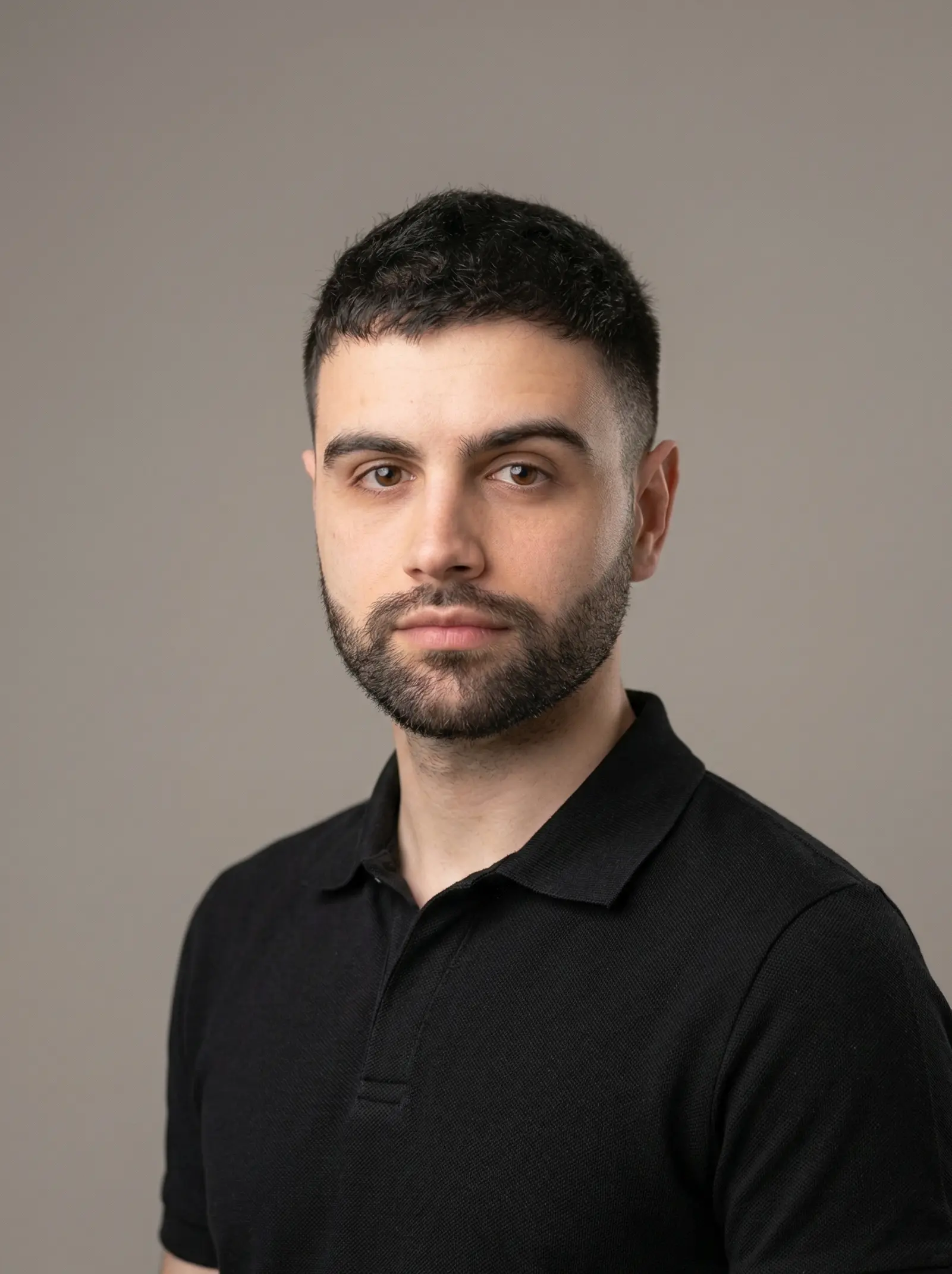 Mario, Arquitecto de Seguridad en Bastión